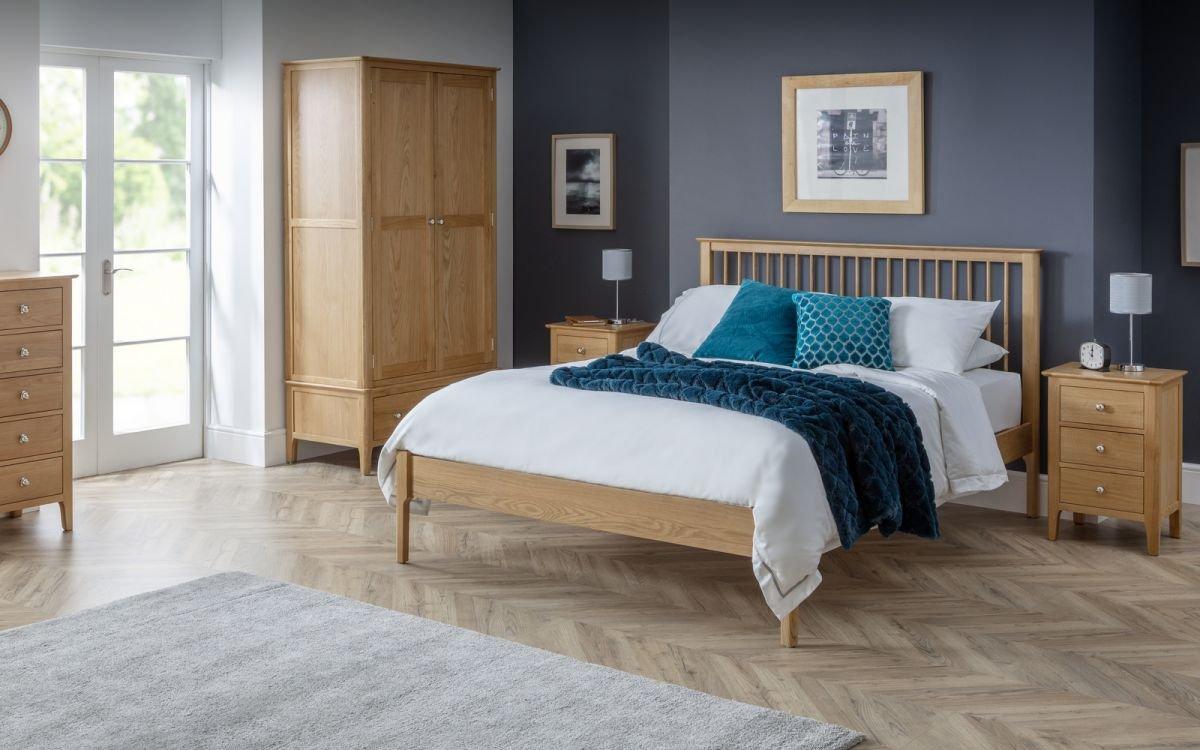 Premium Natural Oak Shaker Style Bed